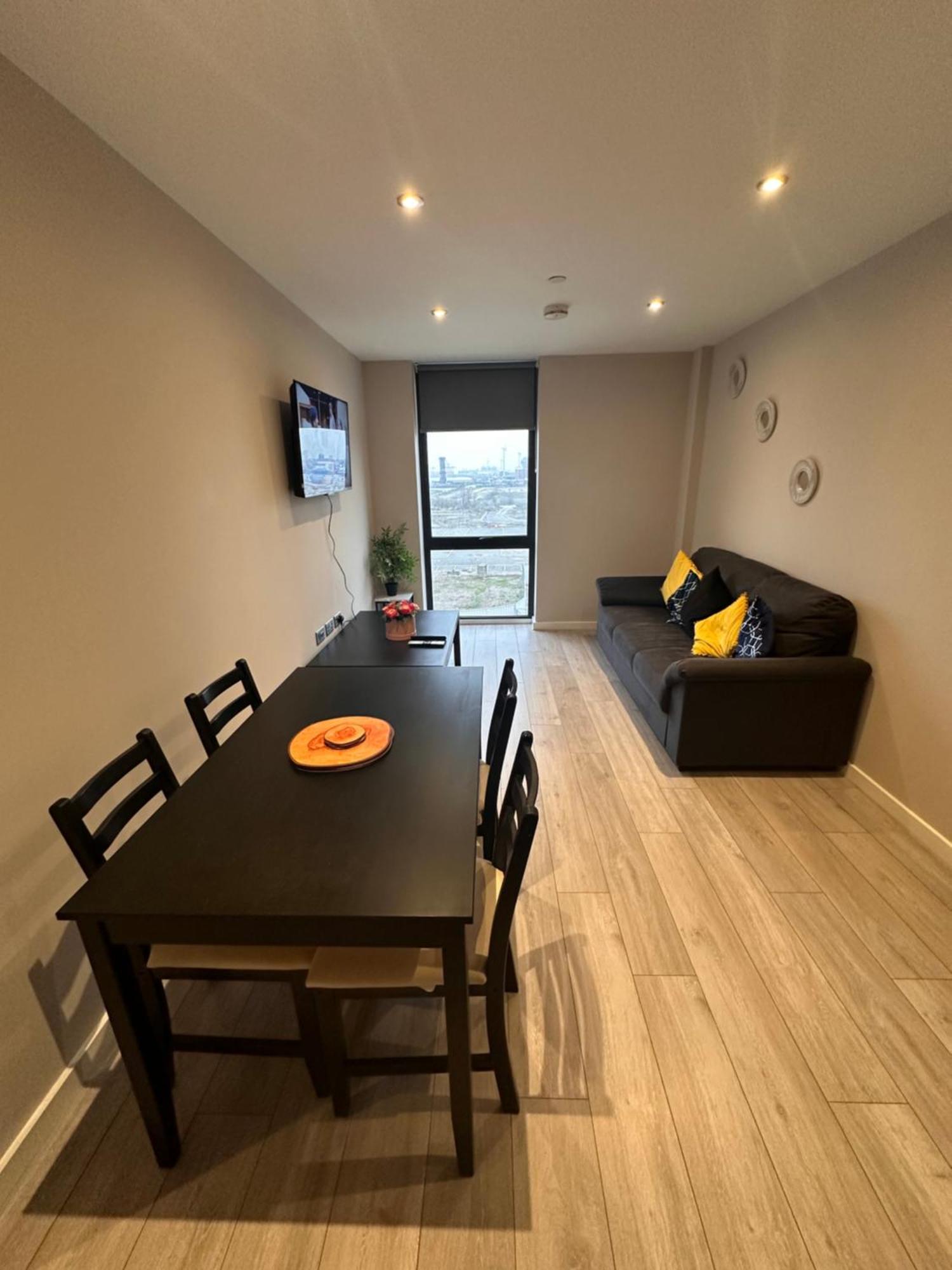 Park Central Liverpool Apartment Exterior photo